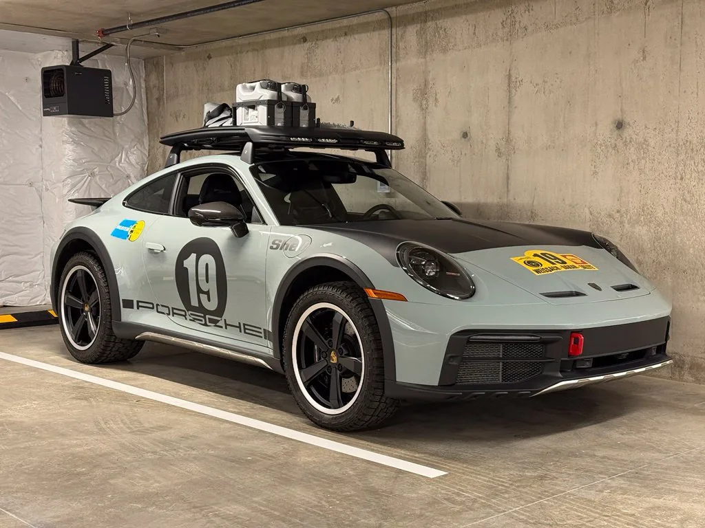 2024 Porsche 911 Dakar